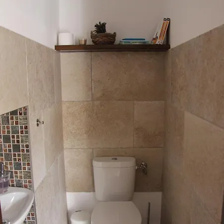 Mayday Apartamento Pócsmegyer